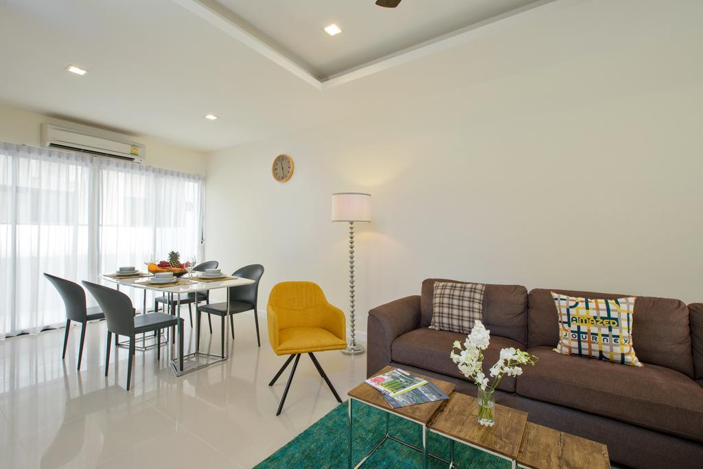 Laguna Townhome Bangtao Phuket Exterior photo