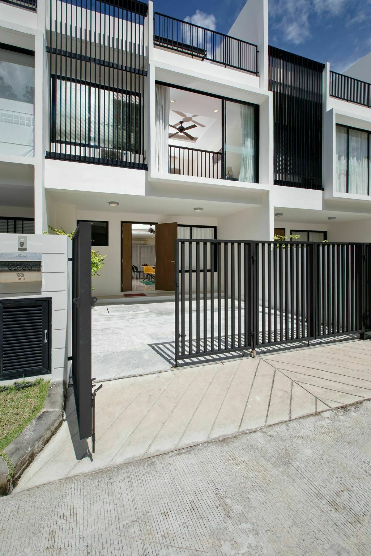 Laguna Townhome Bangtao Phuket Exterior photo