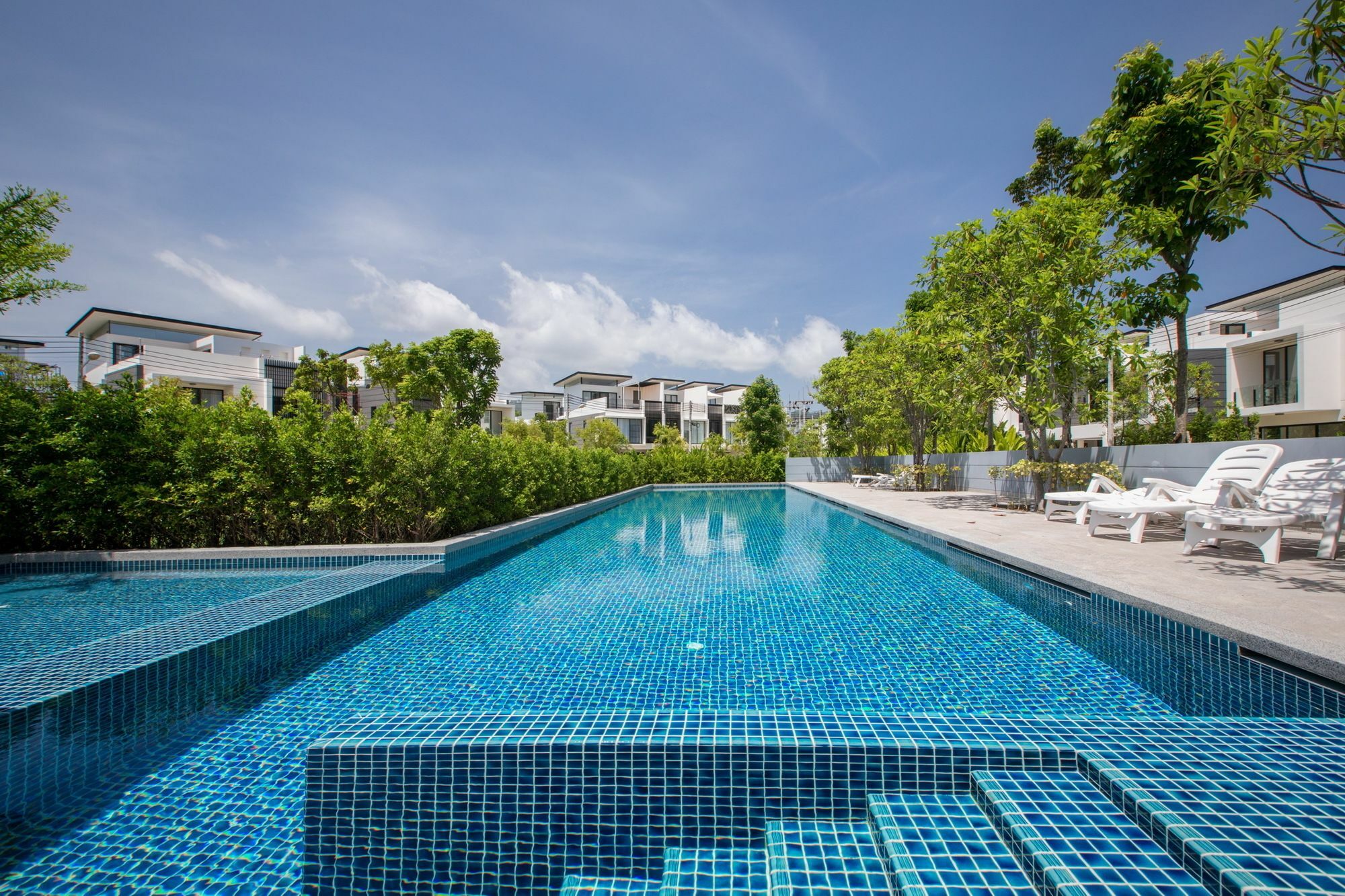 Laguna Townhome Bangtao Phuket Exterior photo